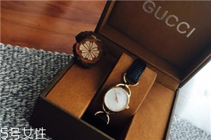 gucci手表多少錢？高貴典雅的經(jīng)典標(biāo)志