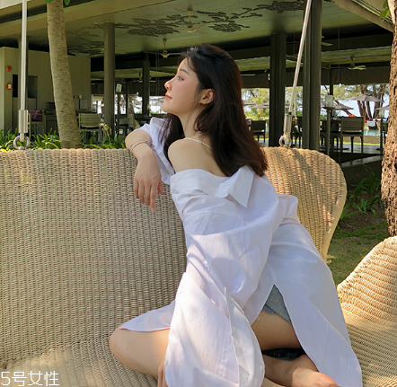 襯衫前面怎么塞進(jìn)褲子？教你襯衫塞一半的穿法