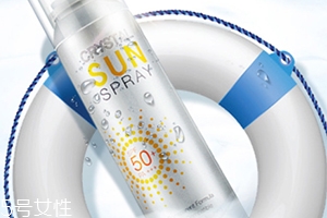 防曬噴霧和粉餅可以一起用嗎？