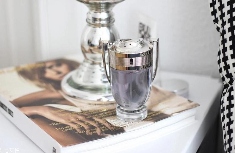 帕科男士淡香水怎么樣？paco rabanne invictus香評(píng)