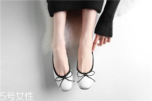 2022流行什么單鞋？有眼光的女生都在穿它