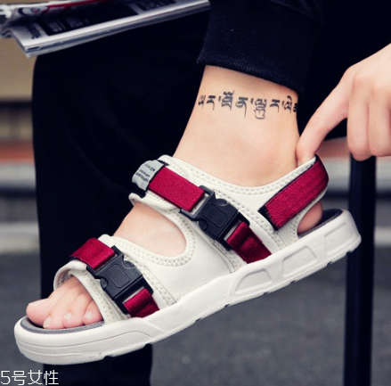 涼鞋開膠怎么辦？涼鞋開膠別著急
