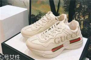 gucci老爹鞋有女款嗎？明星們?nèi)耸忠浑p