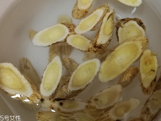 黃芪是什么味道？有點大豆味