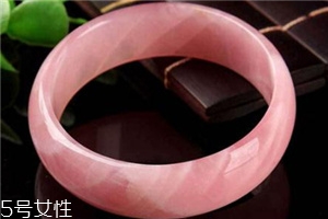 粉晶手鐲一般多少錢？高品質(zhì)多為上千元