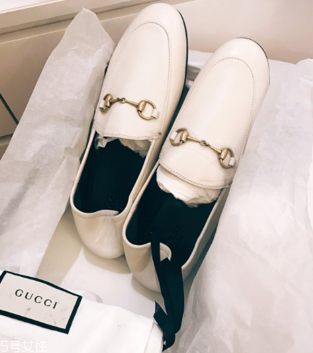 gucci樂福鞋多少錢？美貌與實穿并存