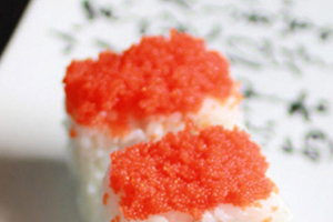 飛魚籽可以生吃嗎？日料壽司都愛它