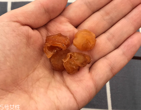 桂圓肉怎么吃最好？燉湯直接吃都可以
