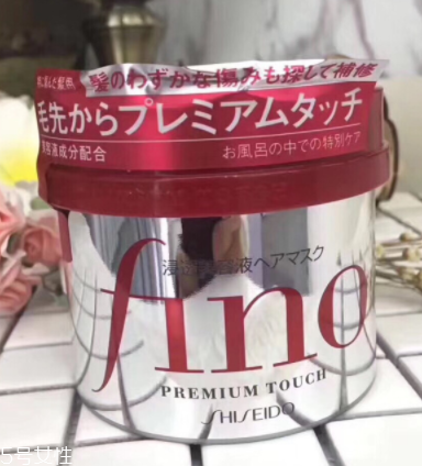 護(hù)發(fā)素沒洗干凈會(huì)怎樣？護(hù)發(fā)素殘留會(huì)導(dǎo)致脫發(fā)嗎？