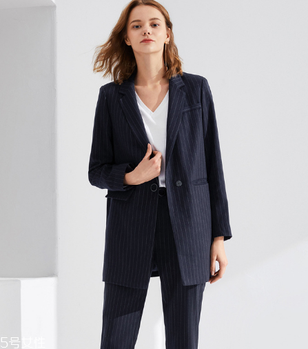 女生怎么穿衣服更酷？酷女孩強(qiáng)勢(shì)來(lái)襲