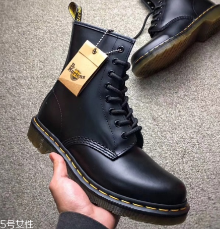dr.martens是哪個(gè)國家的？首屈一指的工鞋品牌