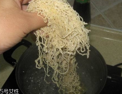云吞面怎么煮好吃？廣東特色小吃