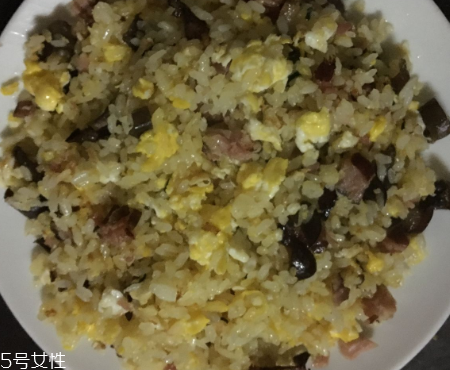 煙熏臘肉怎么保存？通風(fēng)處保存