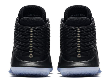 air jordan 32 black out黑貓配色什么時候發(fā)售？