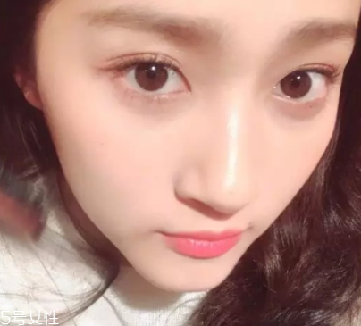 什么樣的人笑起來好看？如何避免笑起來像鬼？