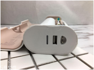 歐樂b電動(dòng)牙刷怎么樣？四個(gè)刷頭很好用
