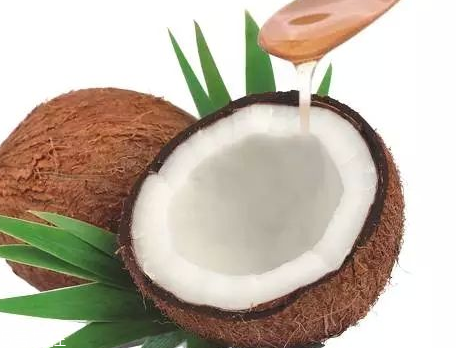 椰子油是什么顏色的？有兩種顏色