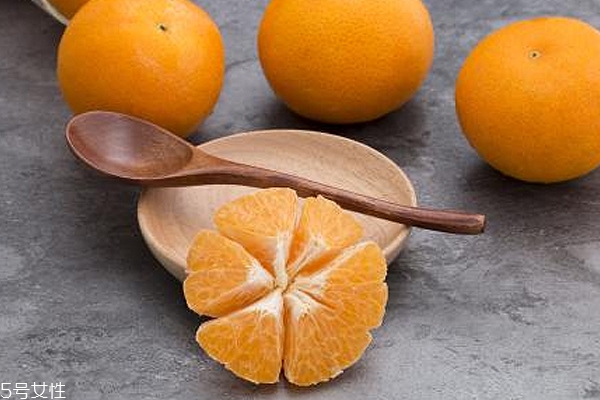 柑橘香的香水哪個最好？夏日清甜香水味