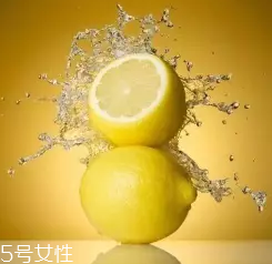 柑橘調(diào)香水好聞嗎？吃了這個(gè)大橘子