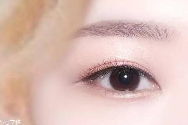 第一次用眼霜用什么好？眼部衰老從此不復(fù)存在