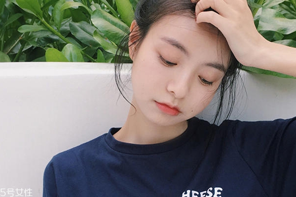 面膜有沒有正反面？你遲早要用到的面膜冷知識(shí)