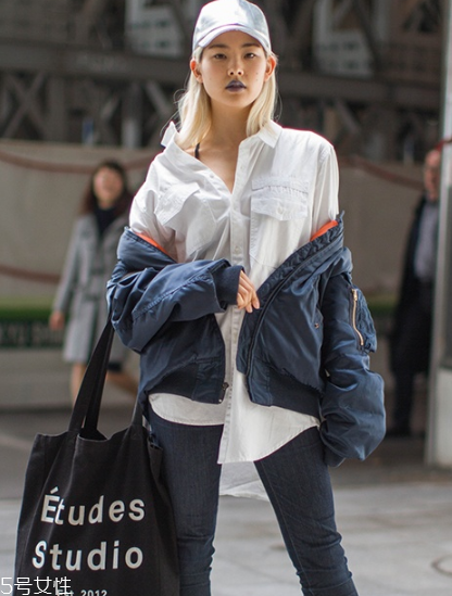 棒球帽怎么搭配衣服？素顏也能hold住