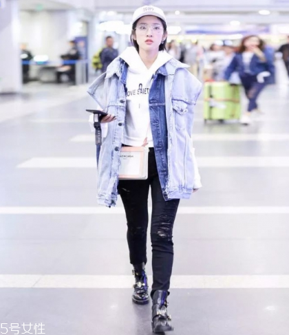 馬甲里面配什么衣服好看？換季疊搭全靠它