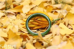 玉手鐲斷了怎么修復(fù)？玉手鐲佩戴要當(dāng)心