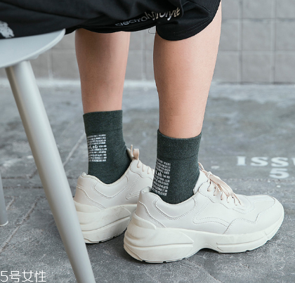 襪子破洞了要怎么處理？破洞了要及時(shí)縫