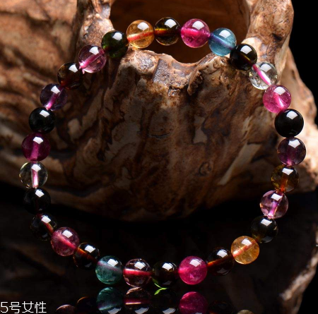 碧璽手鏈可以沾水嗎？碧璽手鏈沾水的后果