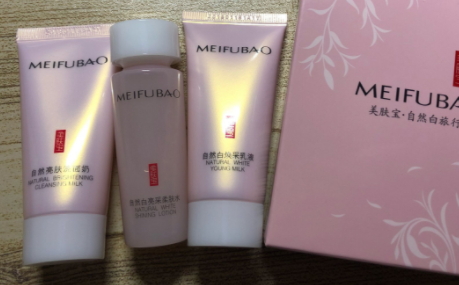 美膚寶和百雀羚哪個好？美膚寶和百雀羚品牌對比