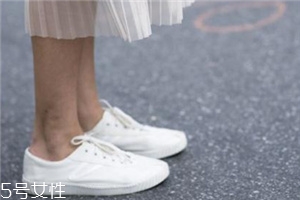 小白鞋多久洗一次？小白鞋的清洗頻率