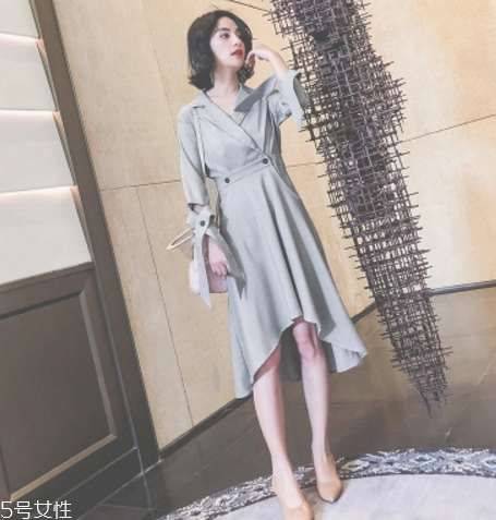 微胖女生穿什么裙子好看？微胖女生穿搭圖片
