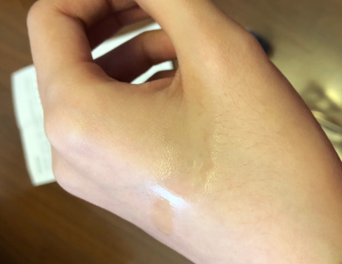 單方精油可以直接涂臉上嗎？哪些單方精油可以直接涂抹