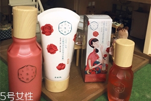 百雀羚三生花玫瑰系列怎么樣？三生花玫瑰花釀潤(rùn)妍系列評(píng)測(cè)
