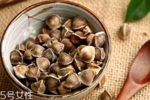 辣木籽是飯前吃還是飯后吃？