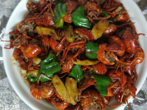 麻辣小龍蝦是哪個(gè)地方的菜系？