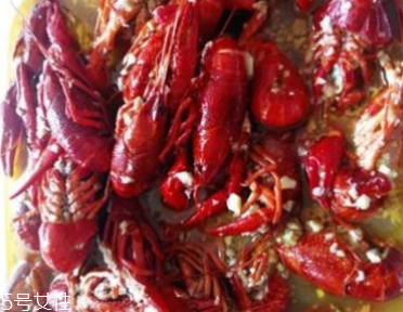 麻辣小龍蝦能過(guò)夜嗎？隔夜的麻辣小龍蝦能吃嗎？