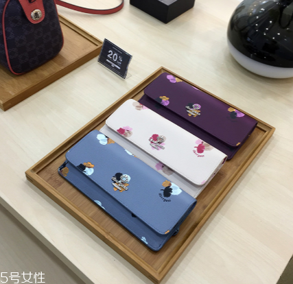 錢包是長款好還是短款好？錢包長款和短款的區(qū)別