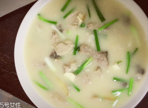 葡萄籽油可以炒菜嗎？葡萄籽油可以炒什么菜