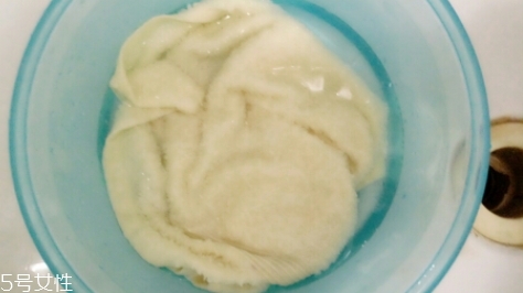 尤加利精油味道是什么？好聞嗎