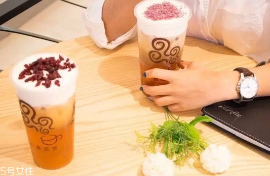四云奶蓋貢茶哪個(gè)好喝？四云奶蓋貢茶點(diǎn)單攻略