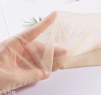 絲襪什么材質(zhì)的好？絲襪材質(zhì)對(duì)比