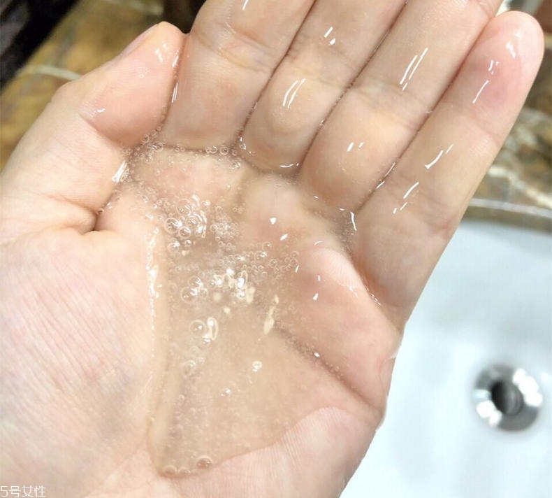 pure smile藝妓臉譜面膜有幾個(gè)版本？適合敏感肌嗎？