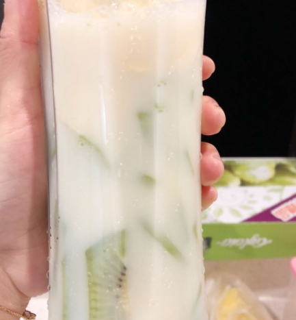 skg和小熊哪個(gè)品牌好？skg和小熊對比