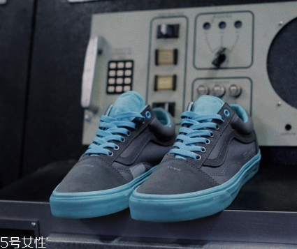 vans聯(lián)名c2h4太空零重力系列板鞋發(fā)售時(shí)間_多少錢？
