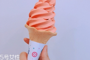 全家西柚冰淇淋好吃嗎？全家西柚冰淇淋什么味道