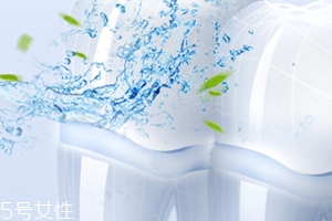 沖牙器和牙線哪個(gè)好？沖牙器和牙線的優(yōu)缺點(diǎn)