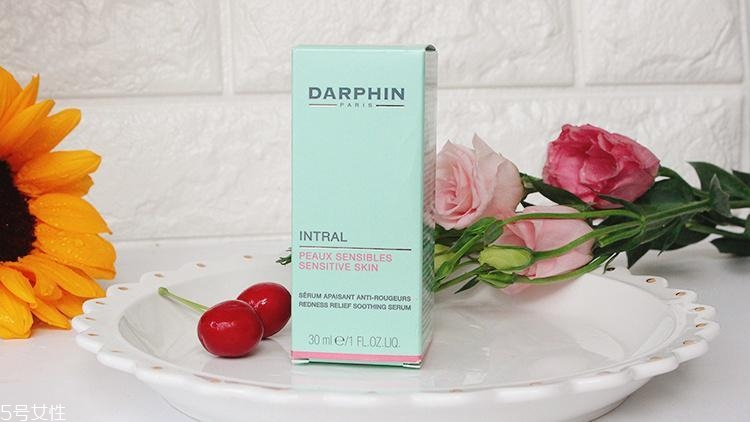 darphin多效舒緩精華液敏感肌能用嗎？油皮能用嗎？