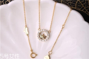 項(xiàng)鏈?zhǔn)亲憬疬€是k金好？項(xiàng)鏈買足金還是k金